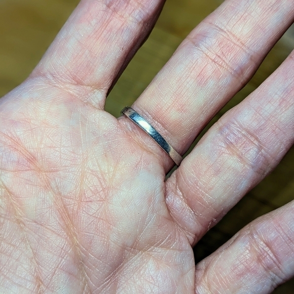 Crescent Moon Vintage Sterling Silver Ring - Picture 2 of 5